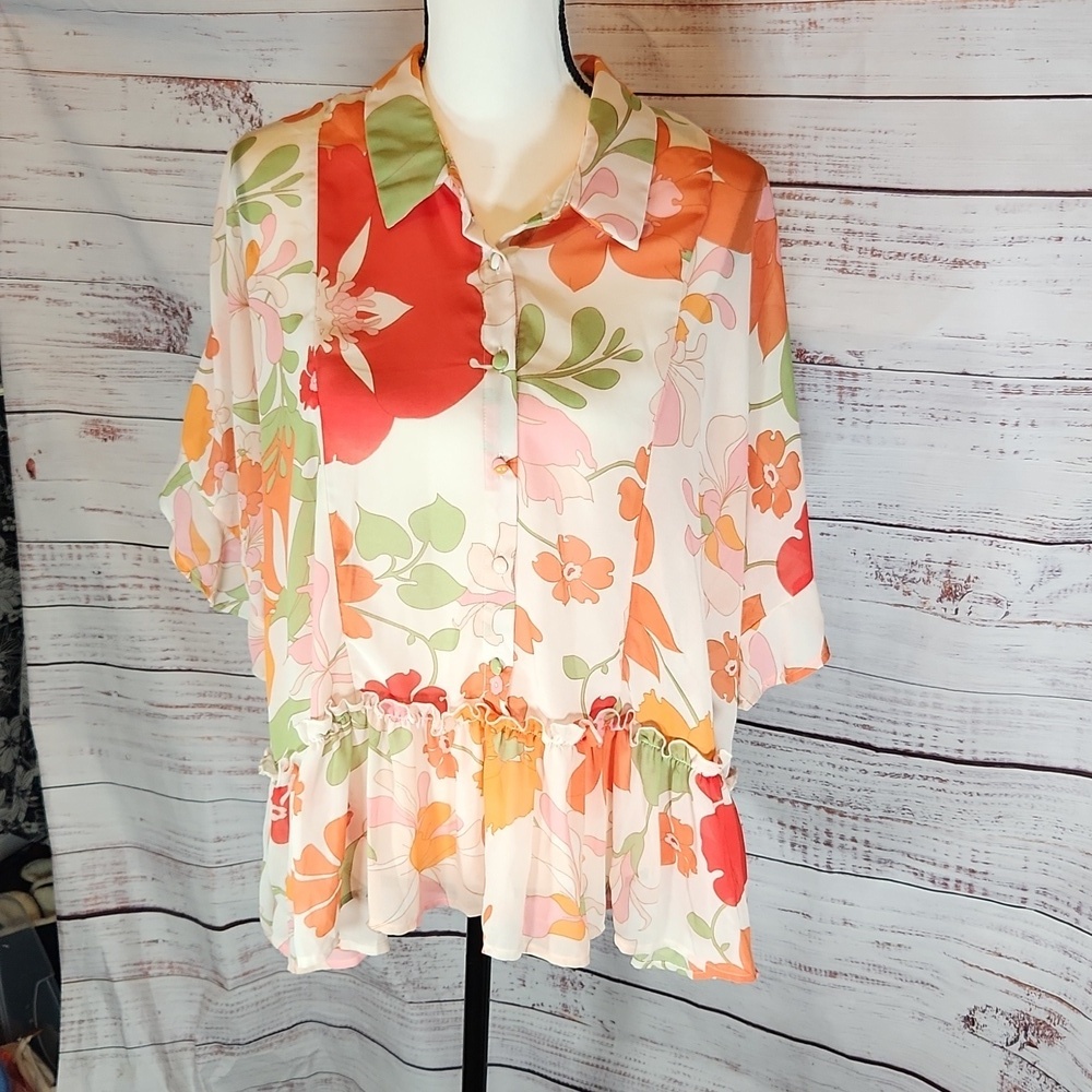 Umgee women's sheer flowery pattern top - Picture 2 of 7